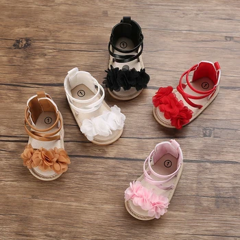 2022 Yaz Yeni 0-18 Aylık Bebek Kız Tatlı Çiçek Sandalet Moda plaj ayakkabısı Kauçuk Tabanlı Kaymaz ayakkabı