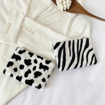 Moda İnek Zebra Hayvan Desen Peluş bozuk para çantaları Kadın Kızlar Mini saklama çantası Kredi kartlıklı cüzdan Cep Çanta