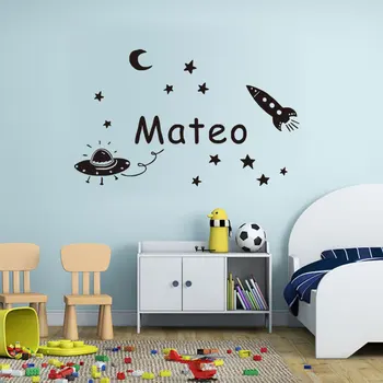 Satış Kişiselleştirilmiş Erkek Bebek Çocuk Adı Çıkartmaları Uzay Gezegen Duvar Sticker Vinil Kişiselleştirilmiş doğum günü hediyesi yatak odası dekoru N-36