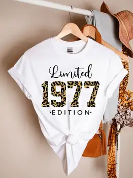 Vintage 1977 Gömlek Leopar 45th doğum günü hediyesi %100 % Pamuk Artı Boyutu Kadın Giyim O Boyun Kısa Kollu Kız Üst Tee harajuku